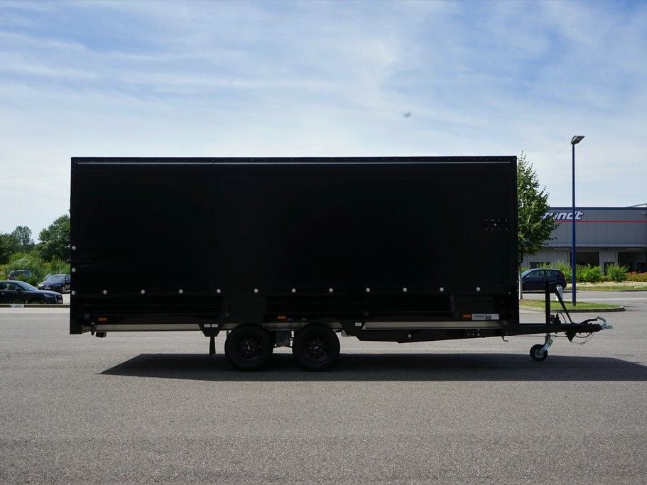 Moetefindt Pritschenanhänger kippbar mit Plane 3.500kg
