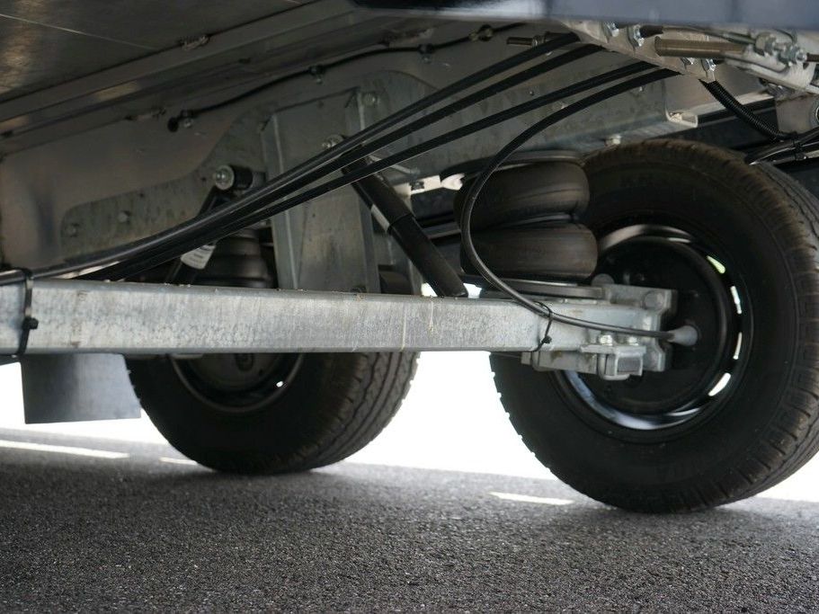 Moetefindt Pritschenanhänger kippbar mit Plane 3.500kg