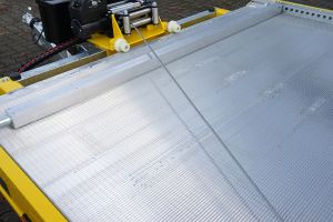 Aluminum profile floor with cross corrugation 30mm